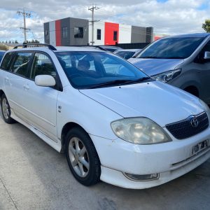 Car Wreckers - Toyota Corolla 2002 White Auto