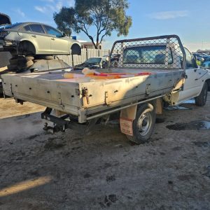 Car Wreckers - Toyota Hilux 2002 White Manual Petrol