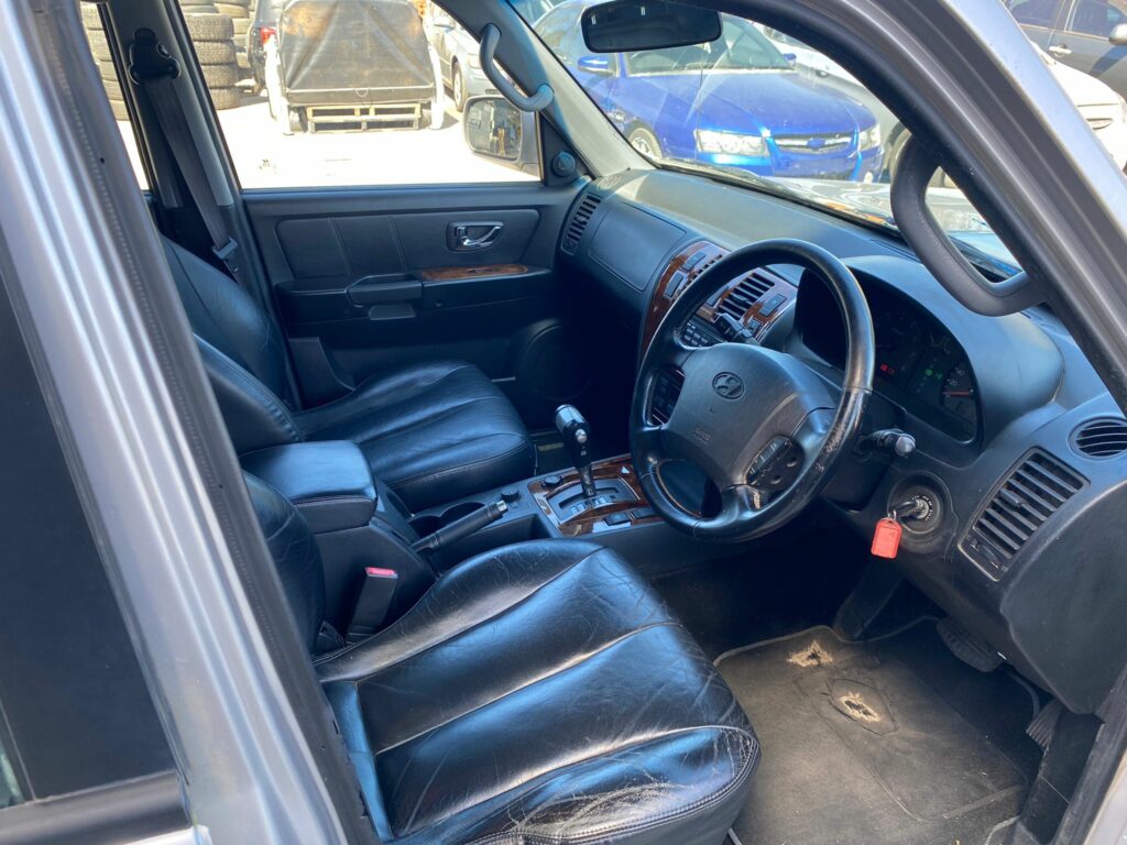 Car Wreckers - Hyundai Terracan 2002