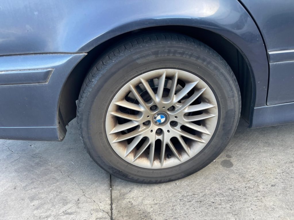 Car Wreckers - BMW 5 E39 2003 Blue Auto Petrol