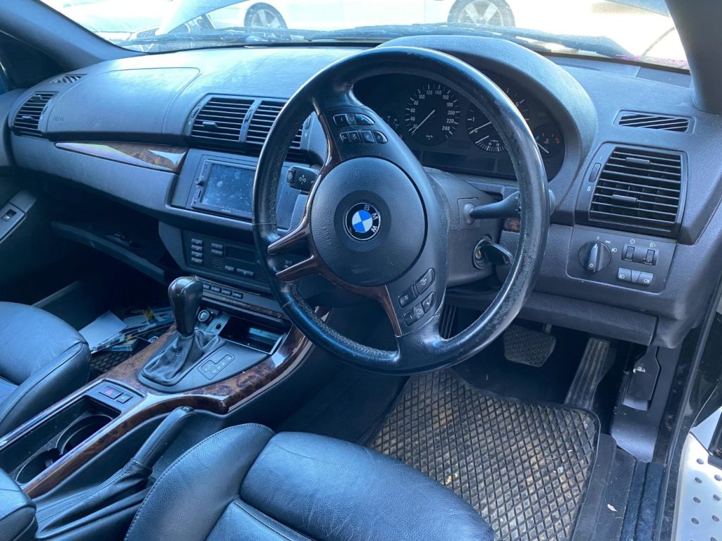 Car Wreckers - BMW X5 2003 Black Auto Petrol