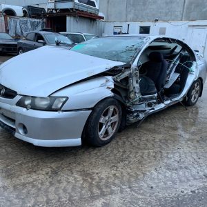 Car Wreckers - Holden Commodore 2003 Silver Auto Petrol