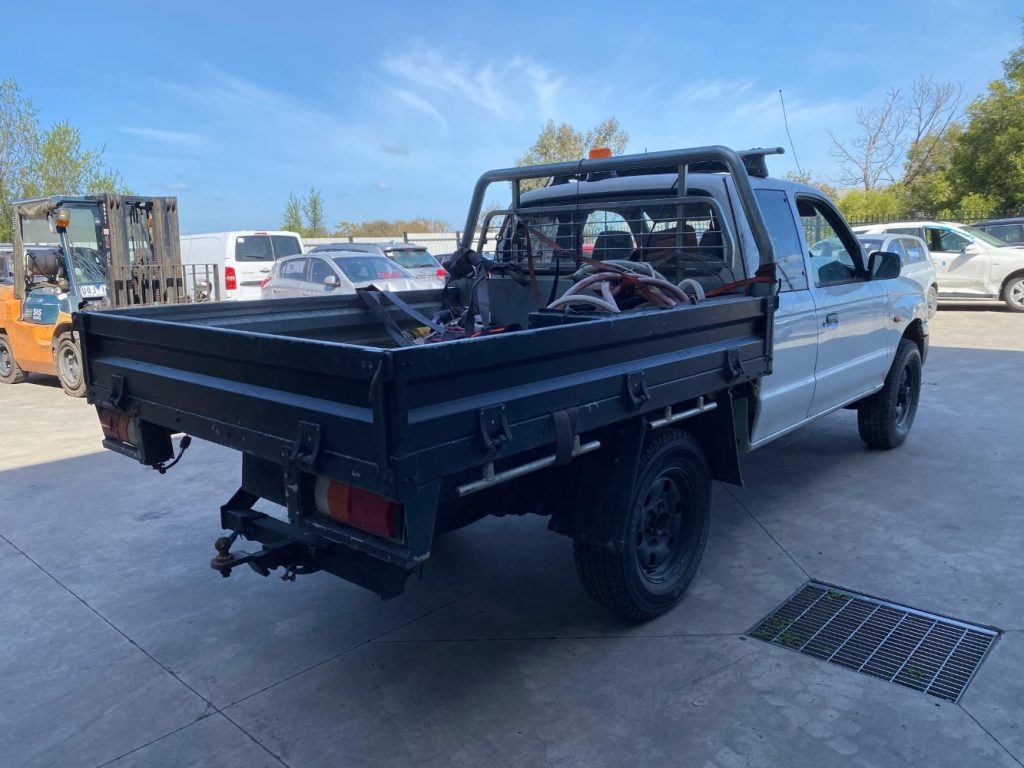 Car Wreckers - Mazda B2500 2003 White Manual Diesel