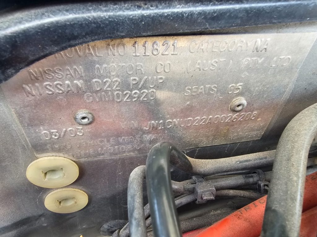 Car Wreckers - Nissan Navara 2003 Silver Manual Diesel