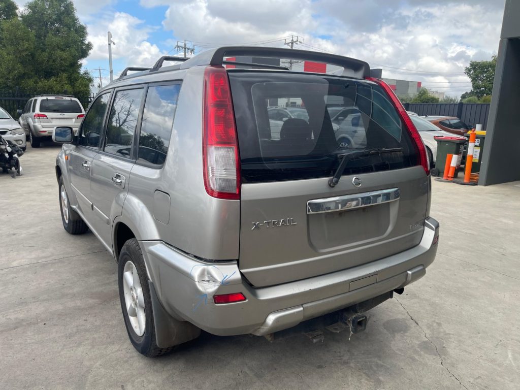 Car Wreckers - Nissan X-Trail 2003 Silver Auto Petrol