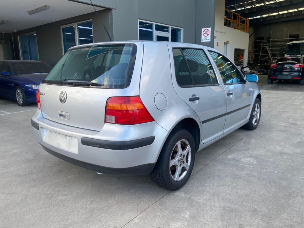 Car Wreckers - Volkswagen Golf 2003 Silver Auto Petrol