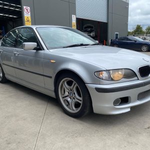 Car Wreckers - BMW 320i 2004 Silver Auto Petrol