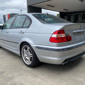 Car Wreckers - BMW 320i 2004 Silver Auto Petrol
