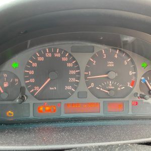 Car Wreckers - BMW 320i 2004 Silver Auto Petrol