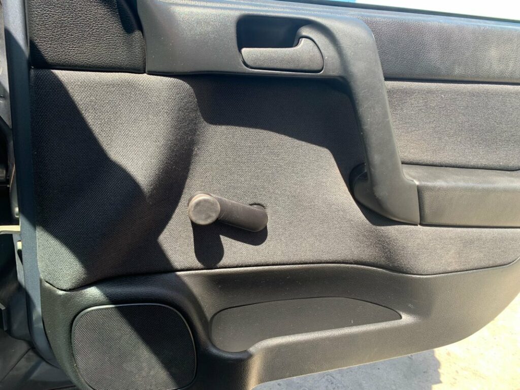 Car Wreckers - Holden Astra 2004