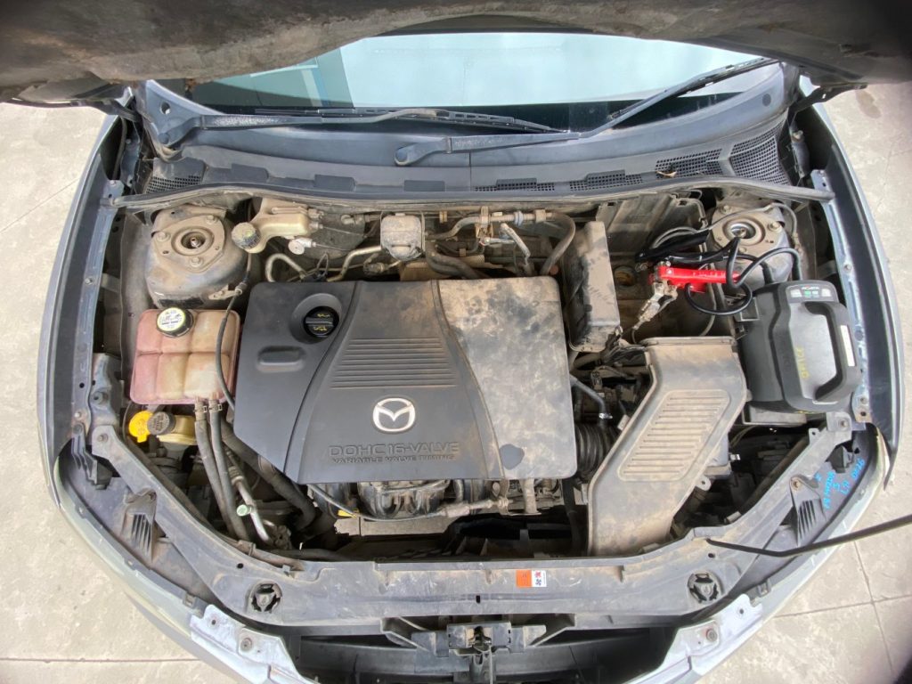 Car Wreckers - Mazda 3 2004 Grey Auto Petrol