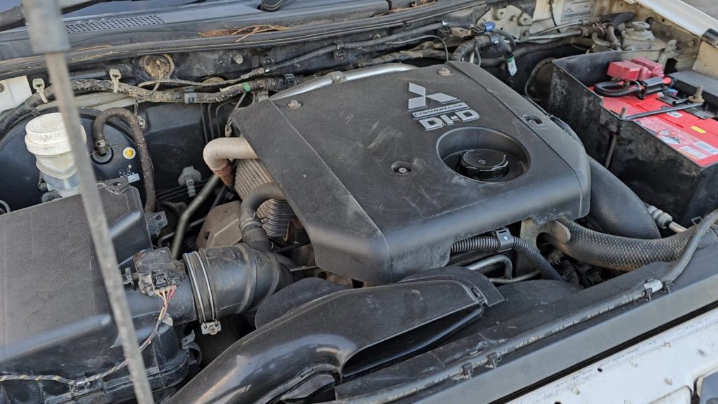 Car Wreckers - Mitsubishi Triton 2008 White Auto Diesel