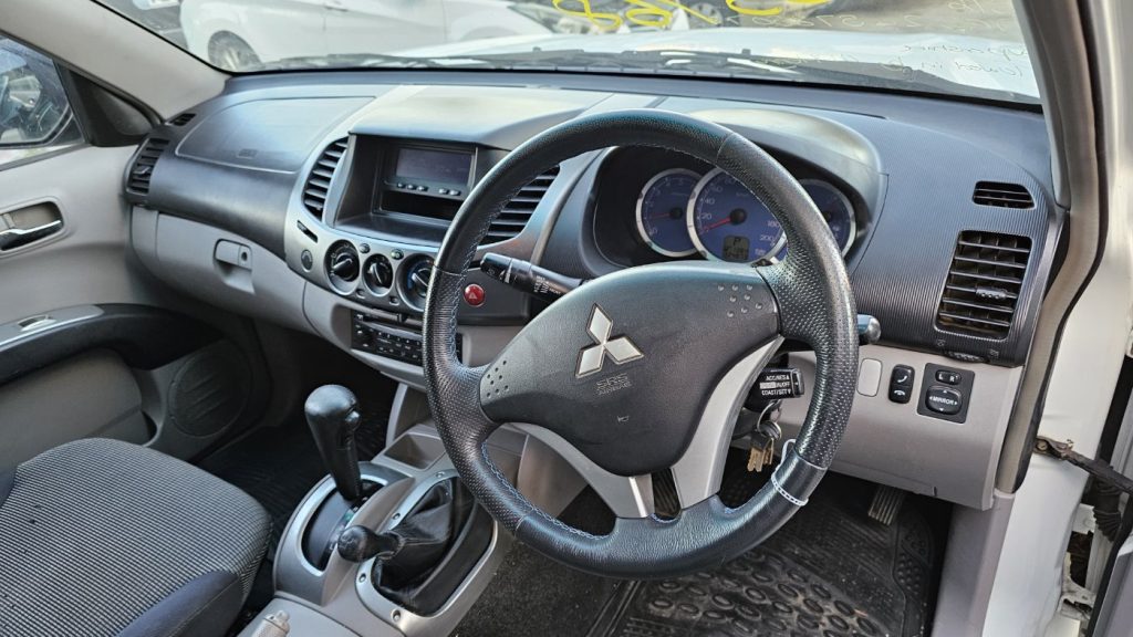 Car Wreckers - Mitsubishi Triton 2008 White Auto Diesel