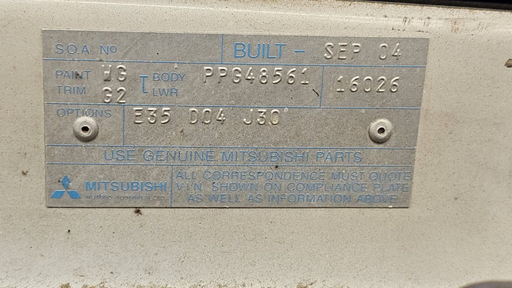 Mitsubhishi Magna 2004 TL 3.5L 6G74 (SOHC 24V) SOHC 24v Petrol V6 155kW Wagon FWD