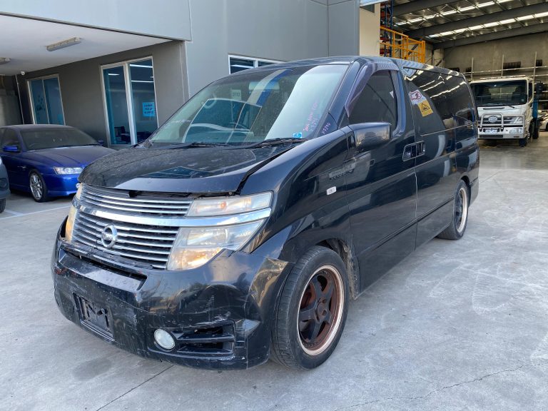 Car Wreckers - Nissan Elgrand 2004 Black Auto Petrol