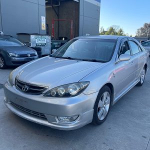 Car Wreckers - Toyota Camry 2004 Silver Auto