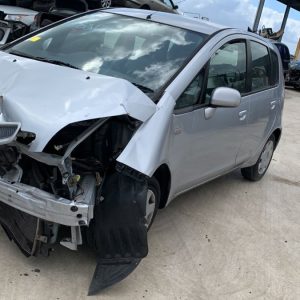 Car Wreckers - Mitsubishi Colt 2004