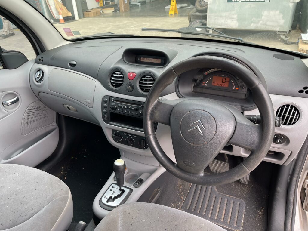 Car Wrecking - 2005 Citroen C3