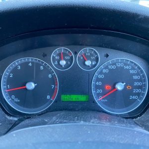 Car Wreckers - Ford Focus 2005 Silver Auto Petrol