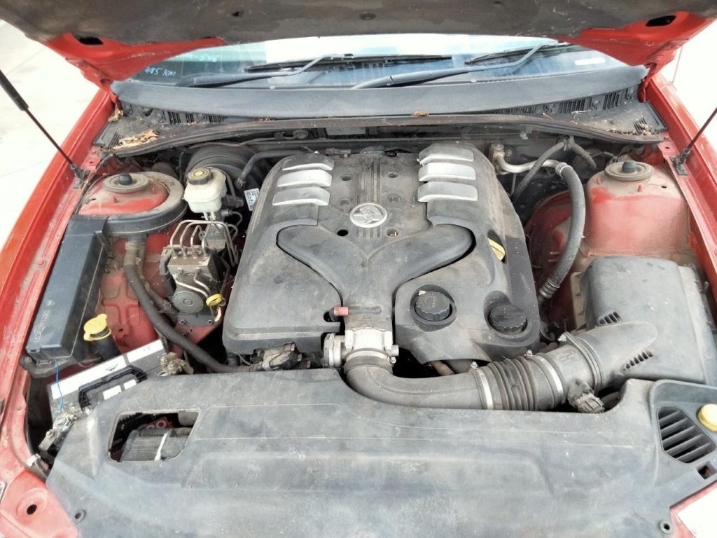 Car Wreckers - Holden Commodore 2005 Red Auto Petrol