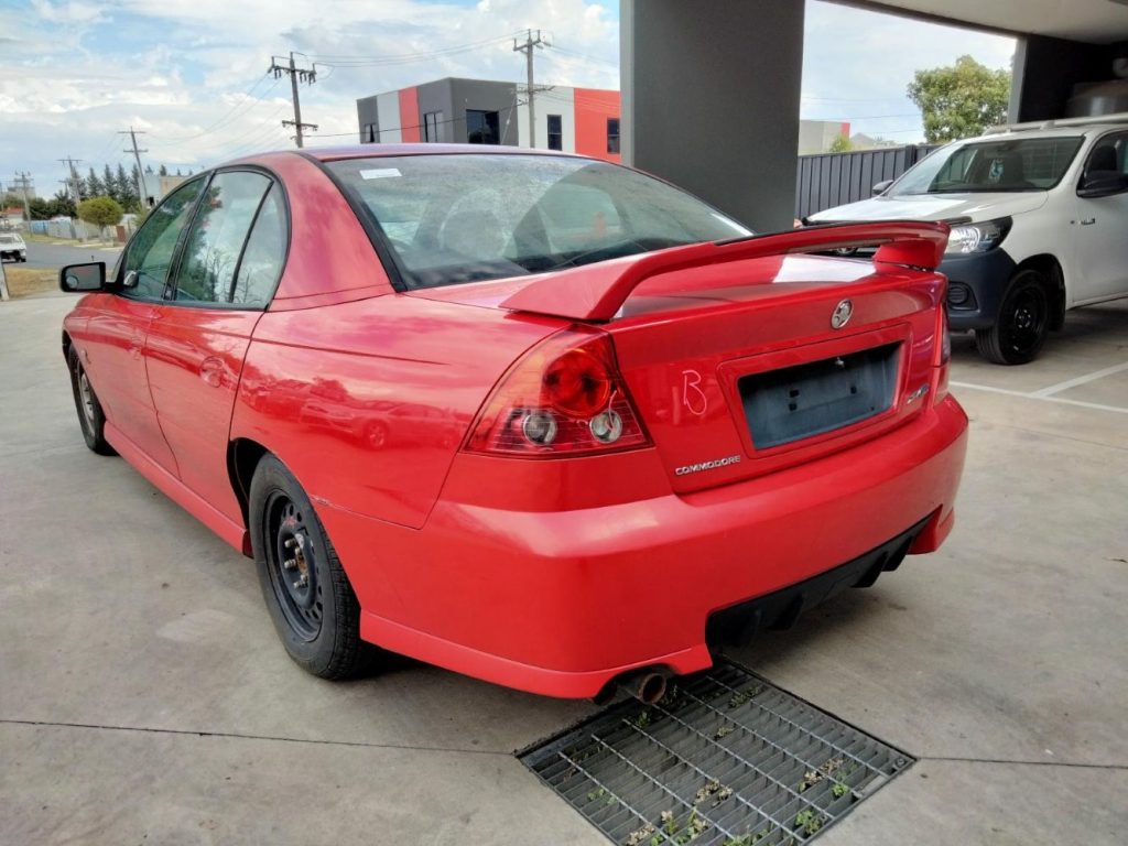 Car Wreckers - Holden Commodore 2005 Red Auto Petrol