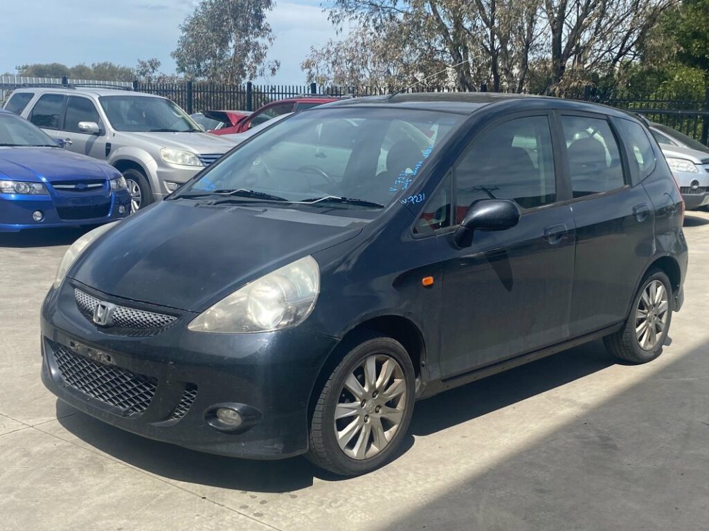 Car Wreckers - Honda Jazz 2005