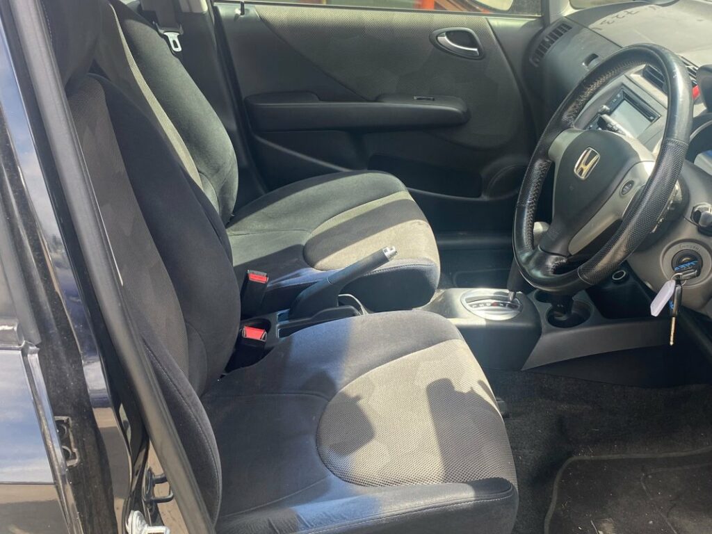 Car Wreckers - Honda Jazz 2005