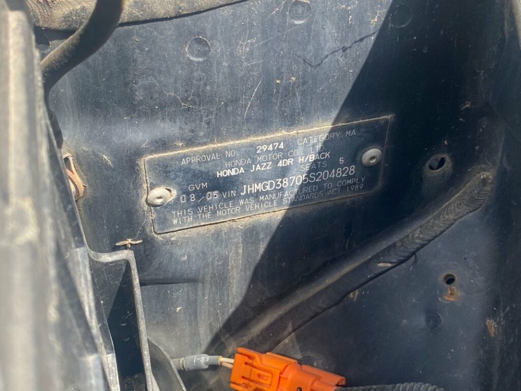 Car Wreckers - Honda Jazz 2005