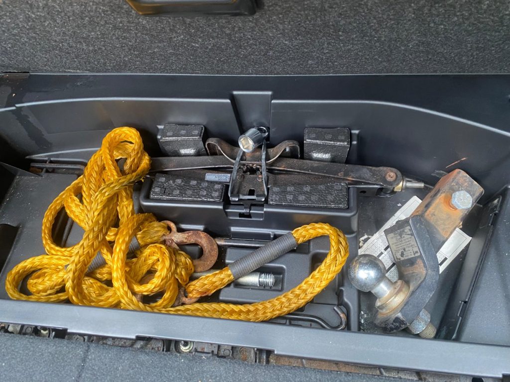 Car Wreckers - Lexus RX330 2005 Silver Auto Petrol