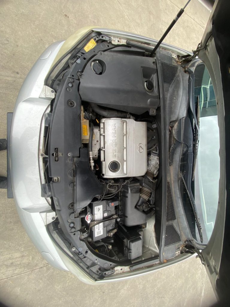 Car Wreckers - Lexus RX330 2005 Silver Auto Petrol