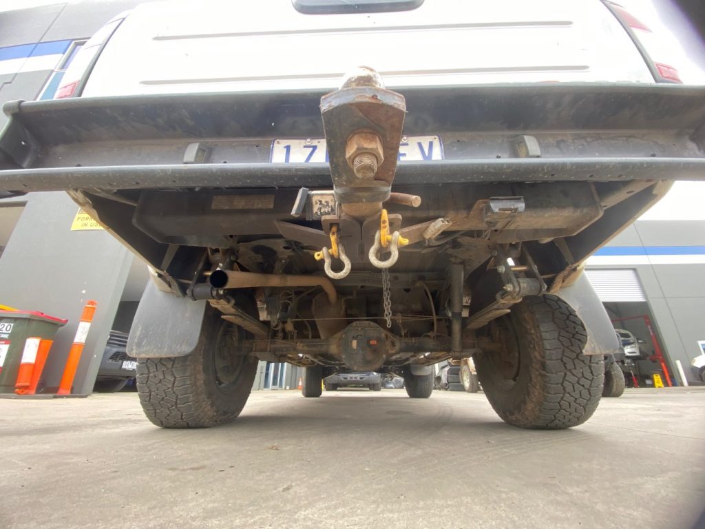 Car Wreckers - Nissan Navara 2005 Silver Auto Petrol