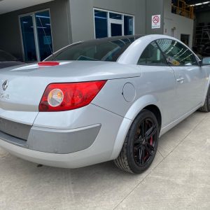 Car Wreckers - Renault Megane 2005 Silver Manual Petrol