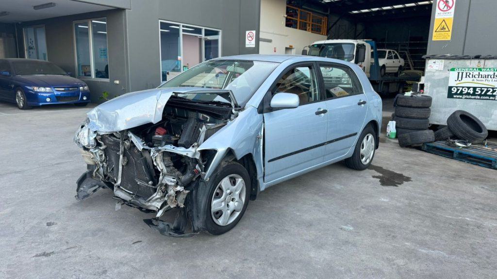 Car Wreckers - Toyota Corolla 2005 Silver Auto Petrol