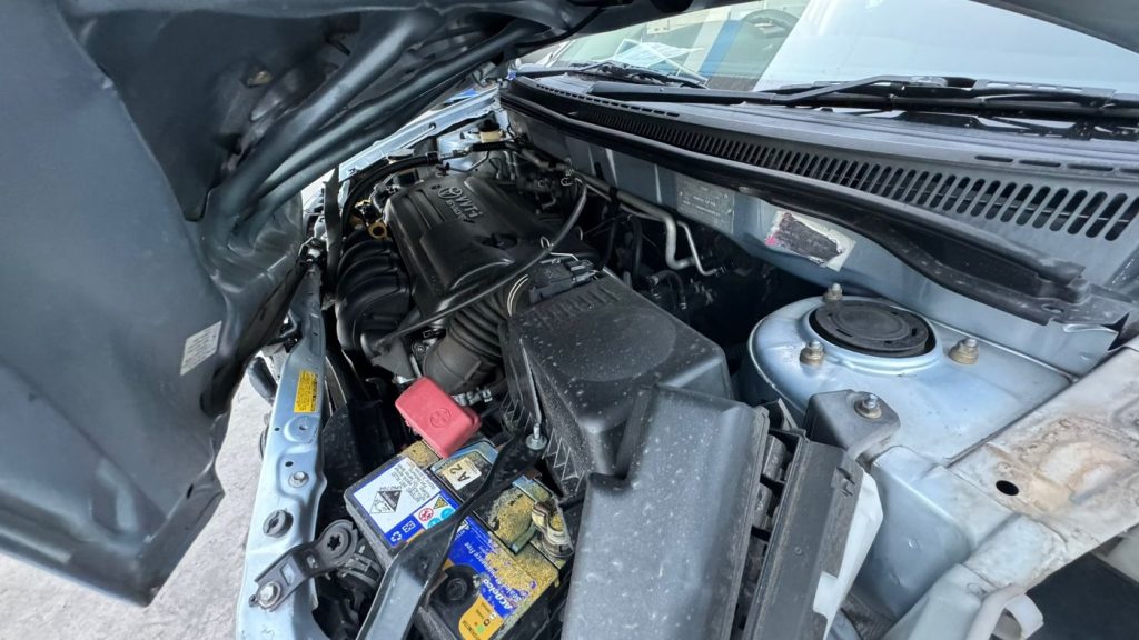 Car Wreckers - Toyota Corolla 2005 Silver Auto Petrol