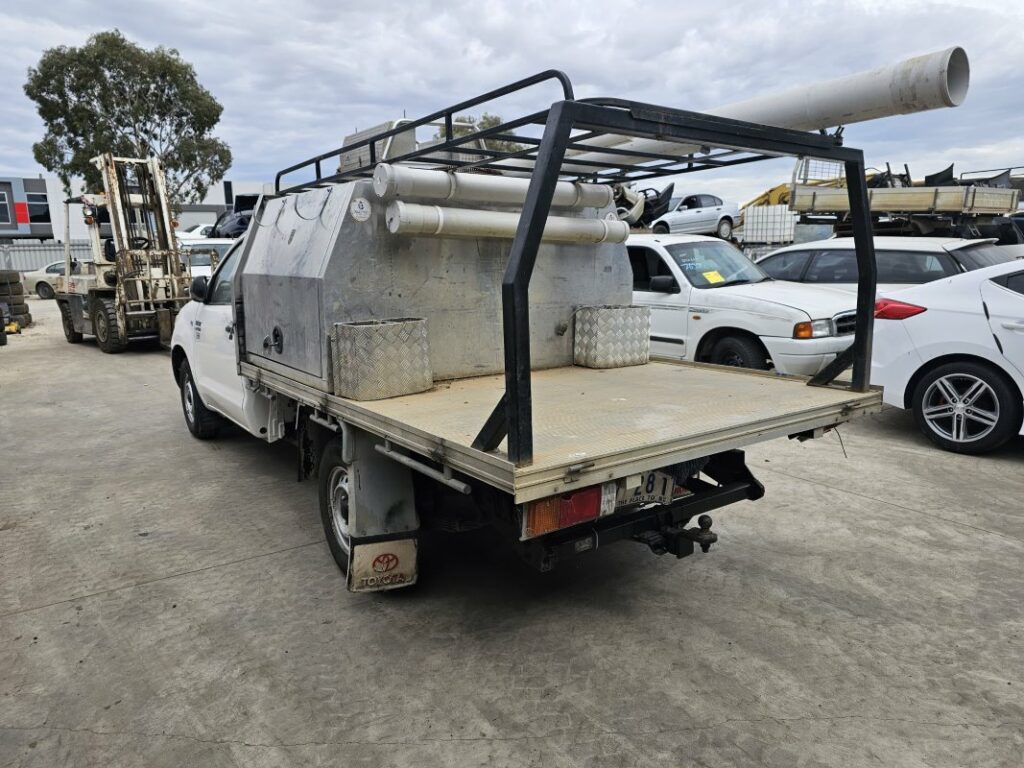 Car Wreckers - Toyota Hilux 2005