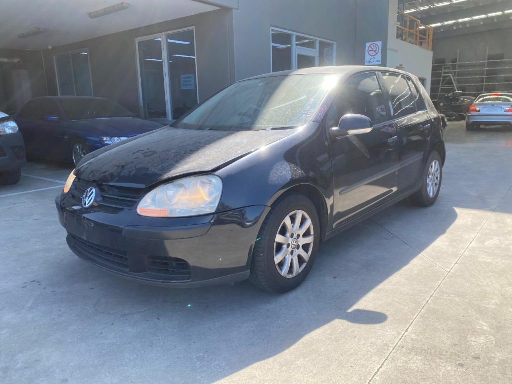 Car Wreckers - Volkswagen Golf 2005 Black Auto Diesel