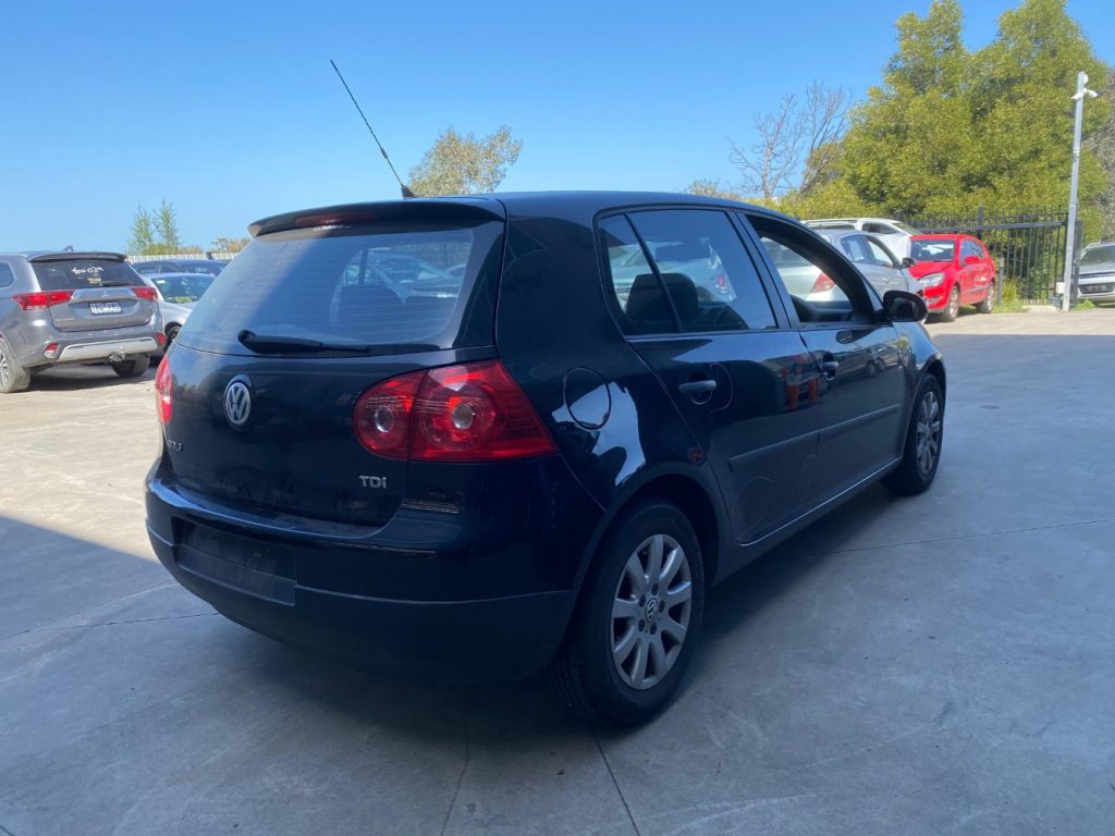 Car Wreckers - Volkswagen Golf 2005 Black Auto Diesel