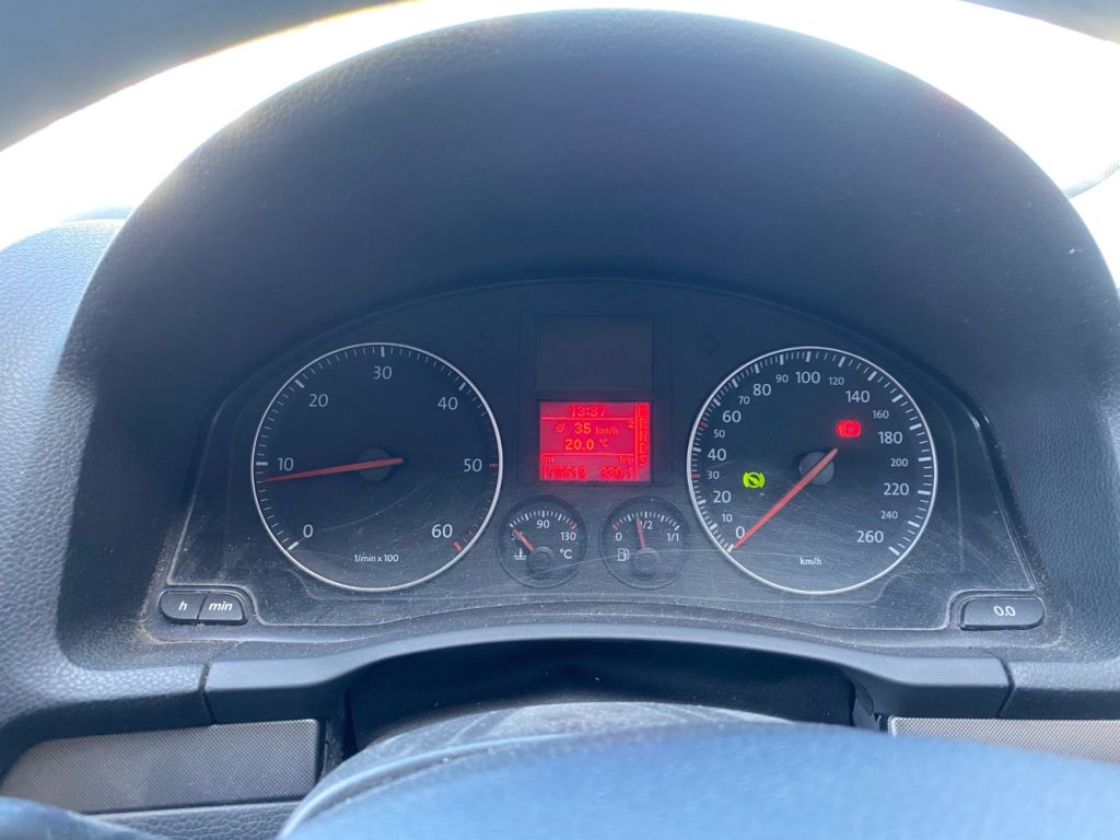 Car Wreckers - Volkswagen Golf 2005 Black Auto Diesel