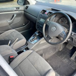 Car Wreckers - Volkswagen Golf 2005