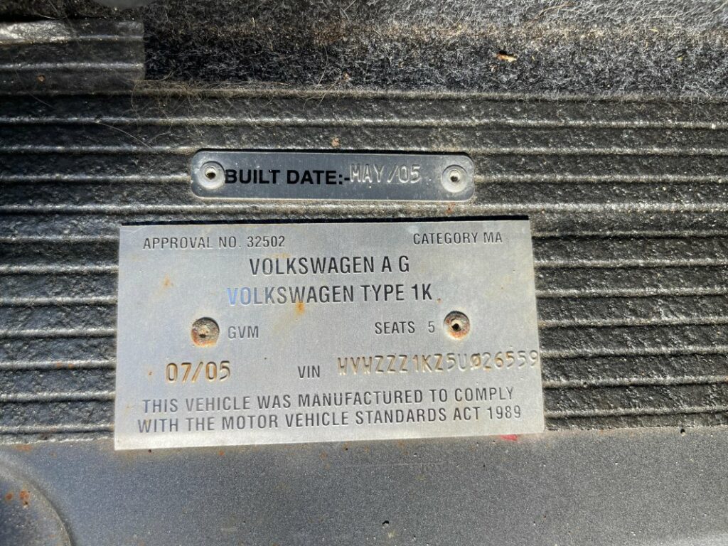 Car Wreckers - Volkswagen Golf 2005