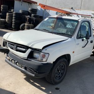 Car Wreckers - Toyota Hilux 2003