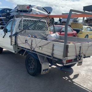 Car Wreckers - Toyota Hilux 2003