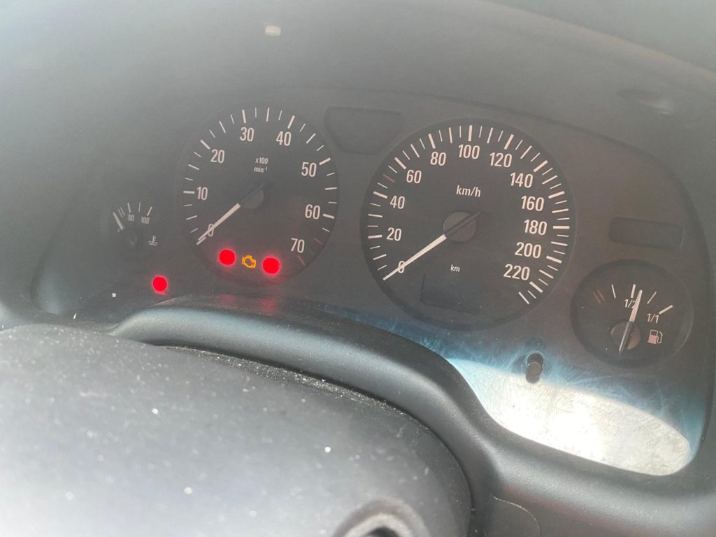 Car Wreckers - Holden Astra 2005 Silver Auto Petrol