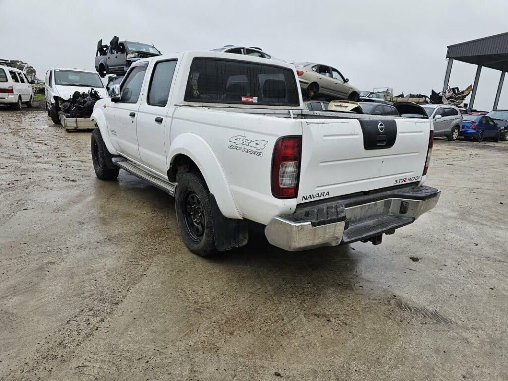 Car Wreckers - Nissan Navara 2005 022