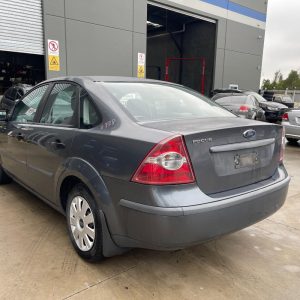 Car Wreckers - Ford Focus 2006 Grey Auto