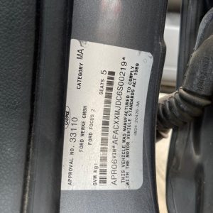 Car Wreckers - Ford Focus 2006 Grey Auto