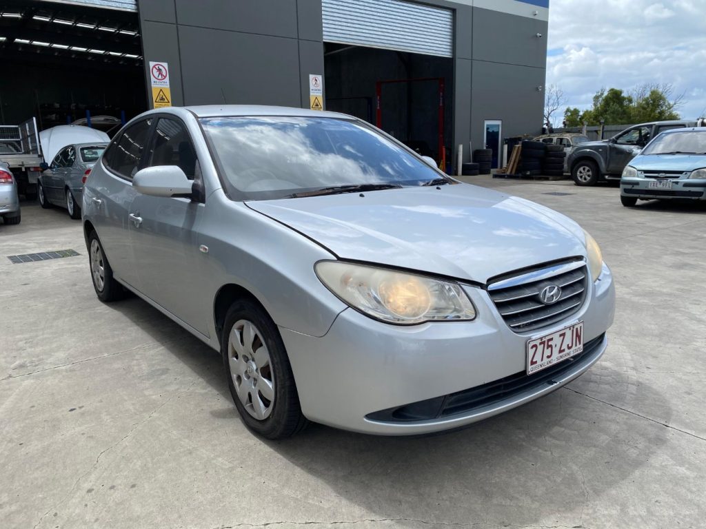 Car Wreckers - Hyundai Elantra 2006 Silver Auto Petrol