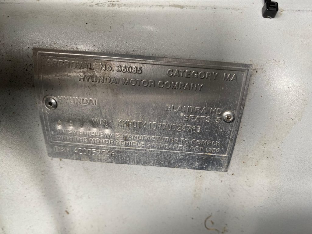 Car Wreckers - Hyundai Elantra 2006 Silver Auto Petrol