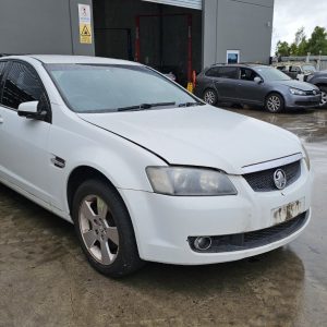 Car Wreckers - Holden Calais 2006 White Auto Petrol