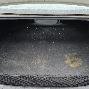 Car Wreckers - Holden Calais 2006 White Auto Petrol